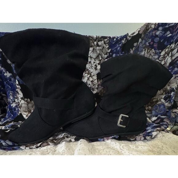 Rampage Bielson Black Slip On Booties, Ankle, Faux Suede, Buckle, 8.5 - Picture 3 of 7